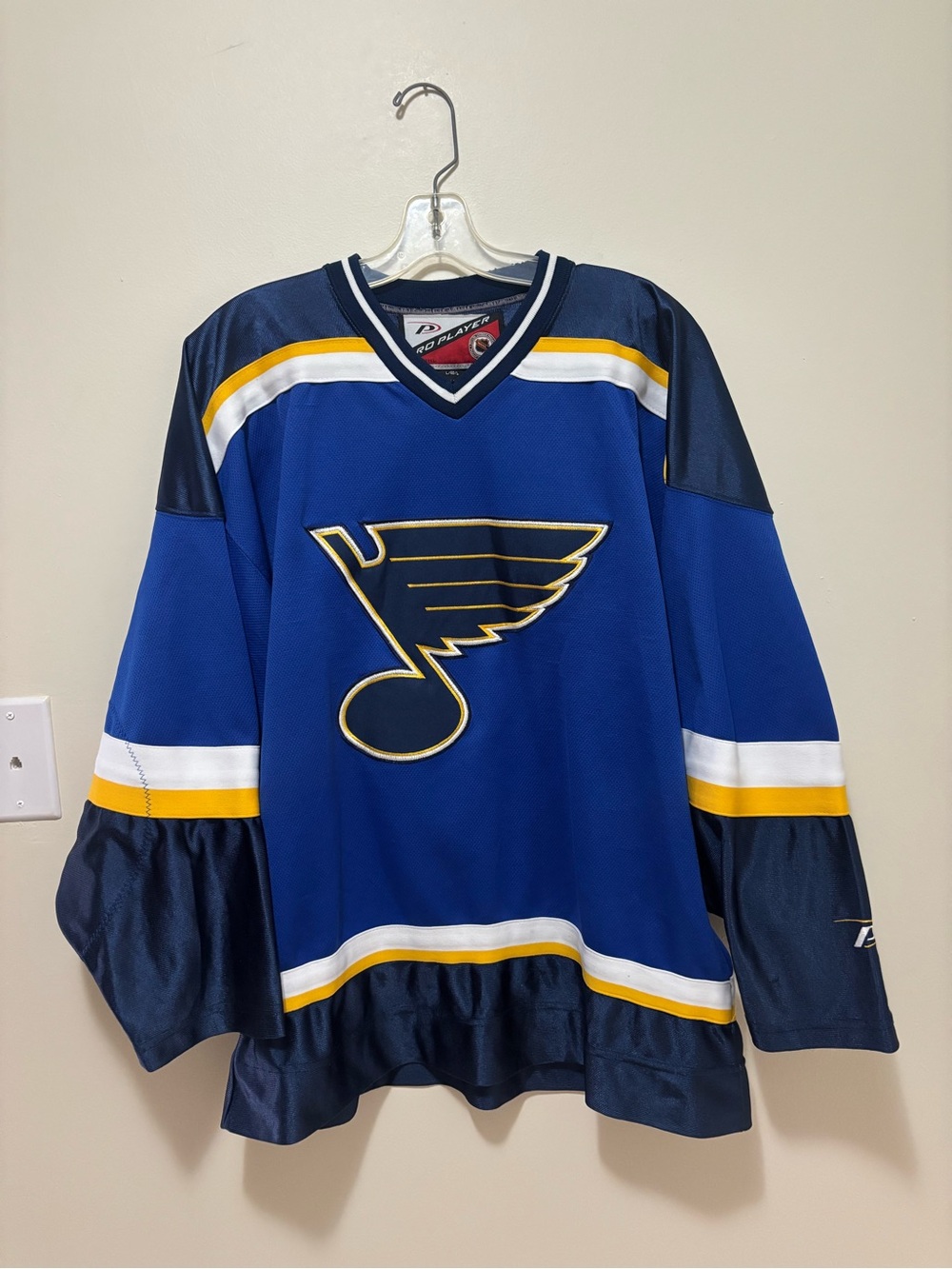 Vintage 1990s St. Louis Blues Pro Player Jersey